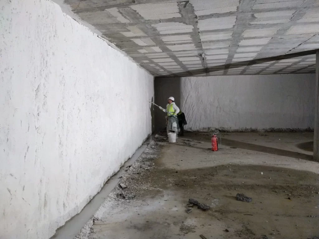 An effective strategy to combat mold and moisture in the basement